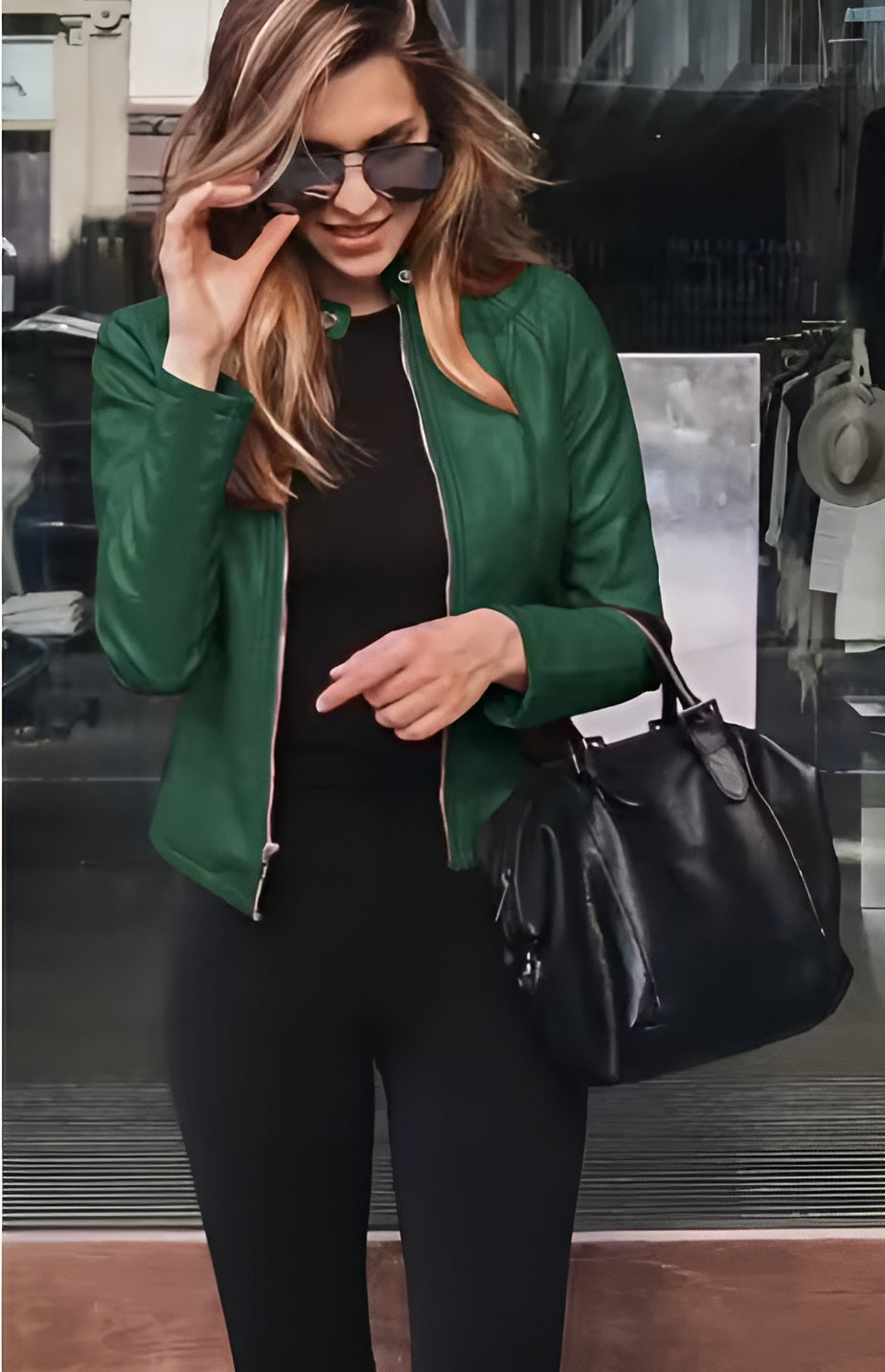 Solena™ | Giacca in Pelle Raffinata